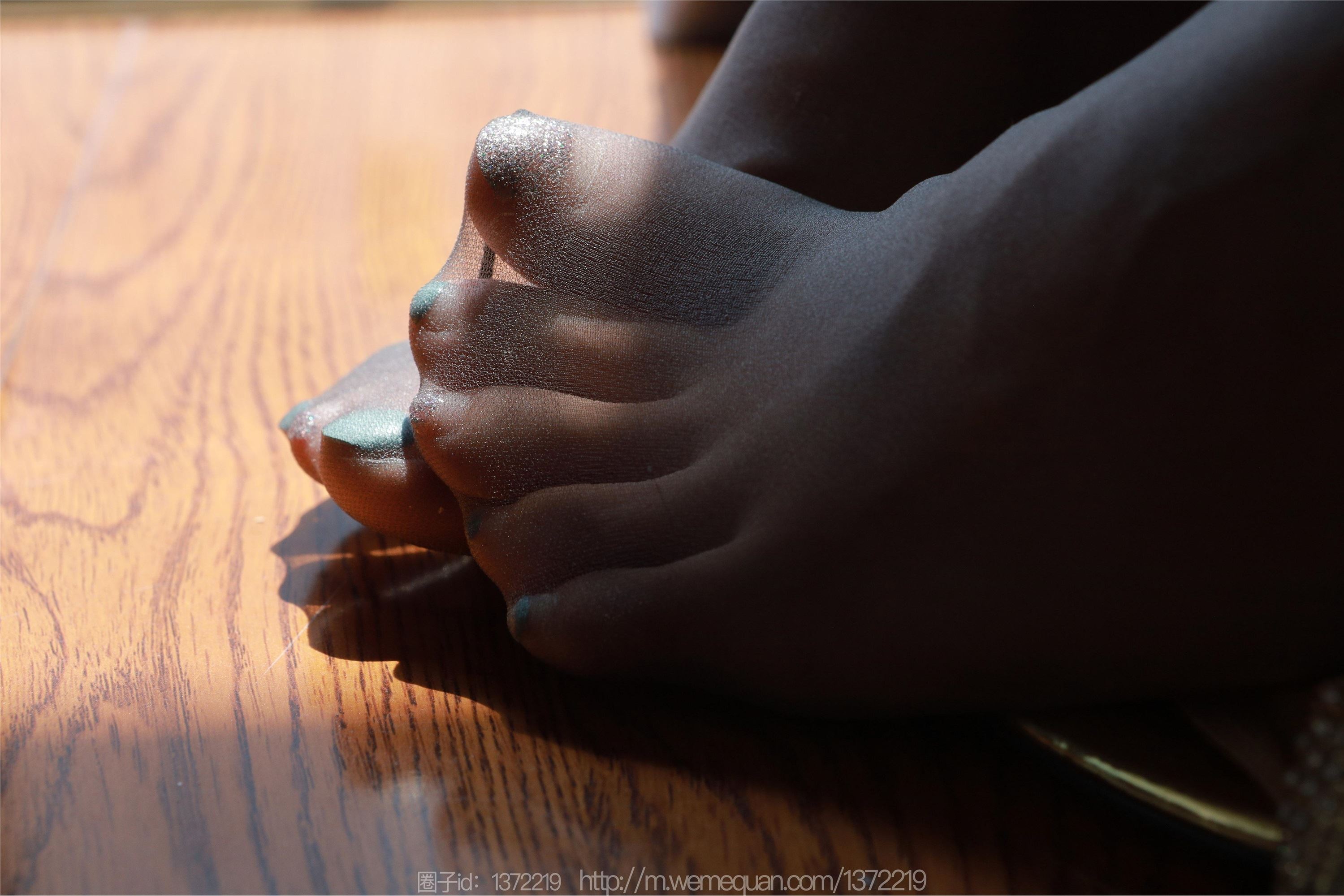 IESS异思趣向  2023.09.29 丝享家 1546 婉萍《光里的女人》